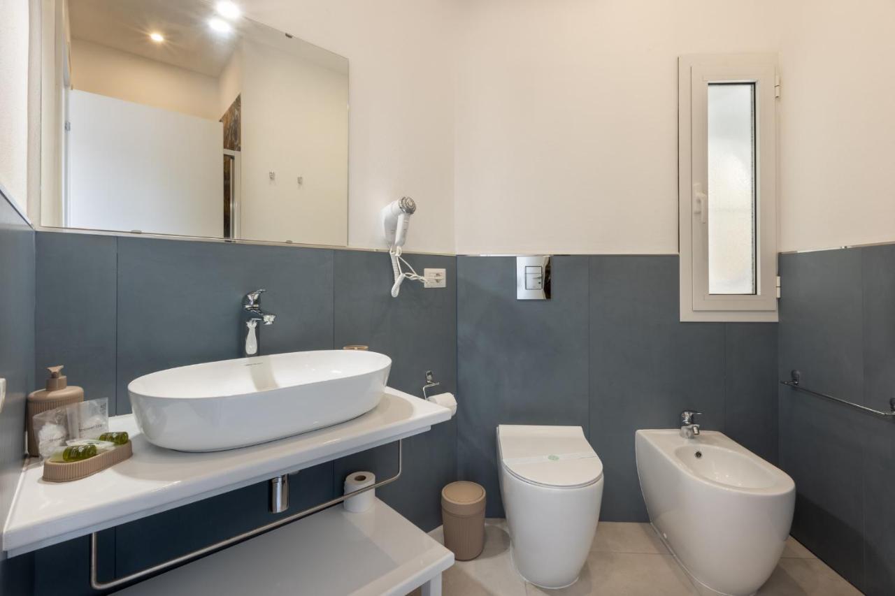 Bonnystudios Holiday Apartments 칼리아리 외부 사진