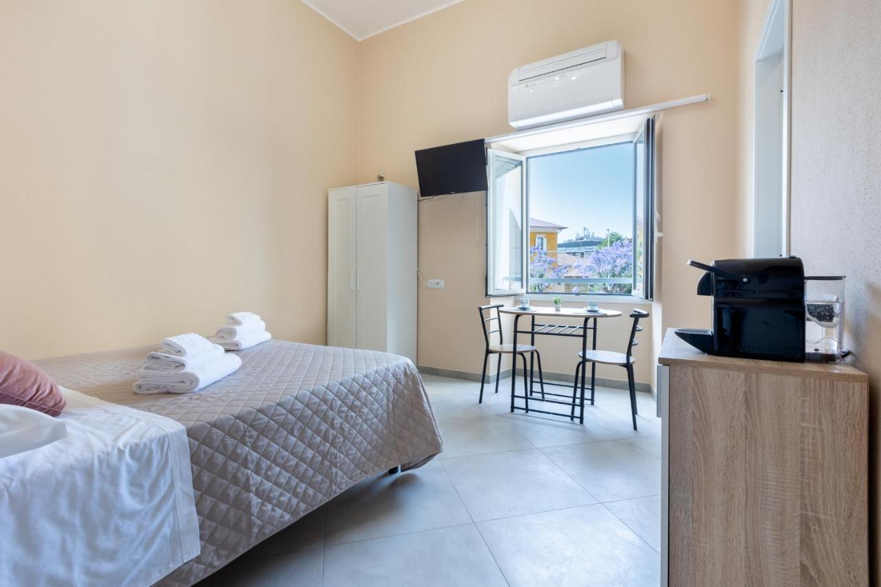 Bonnystudios Holiday Apartments 칼리아리 외부 사진