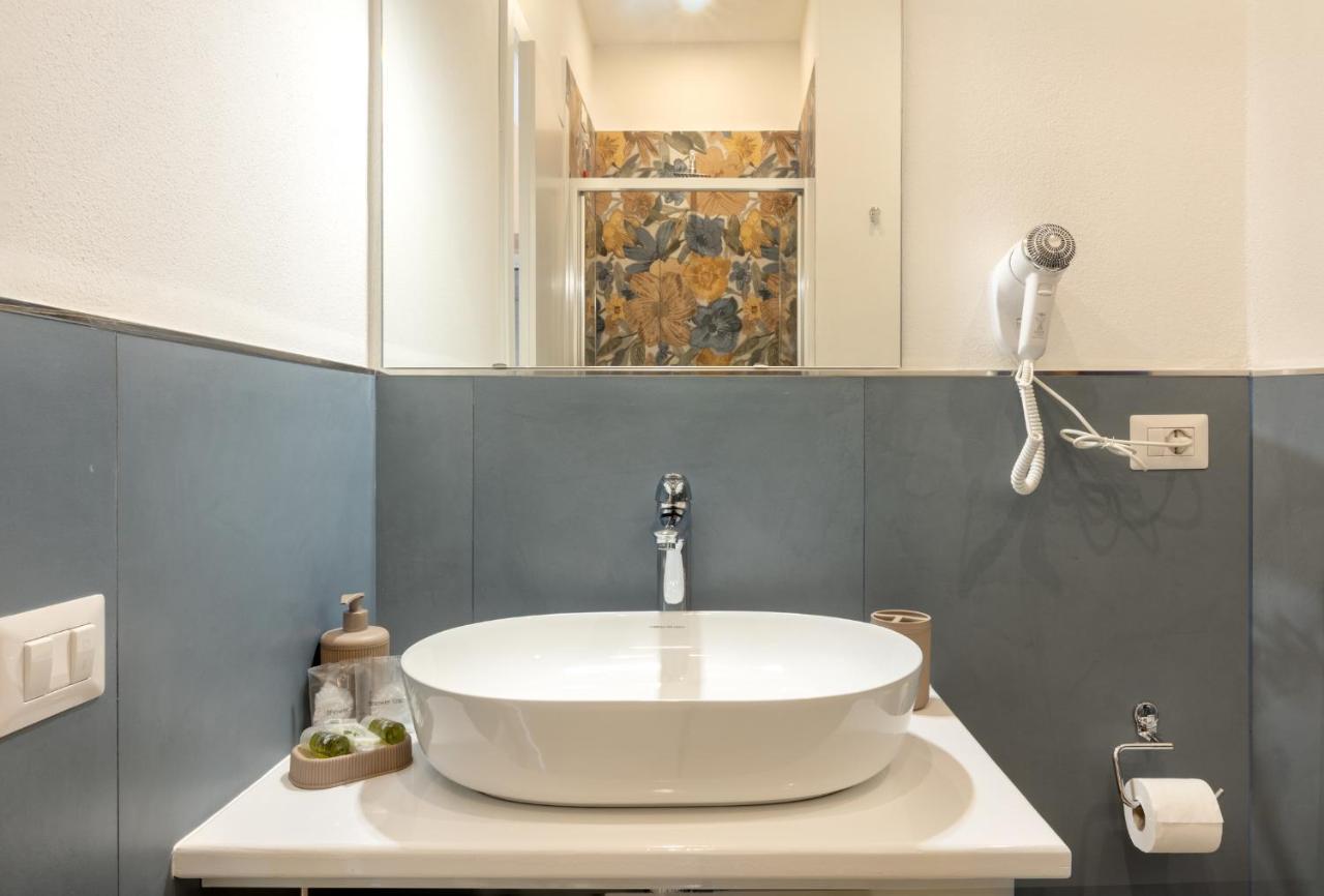 Bonnystudios Holiday Apartments 칼리아리 외부 사진
