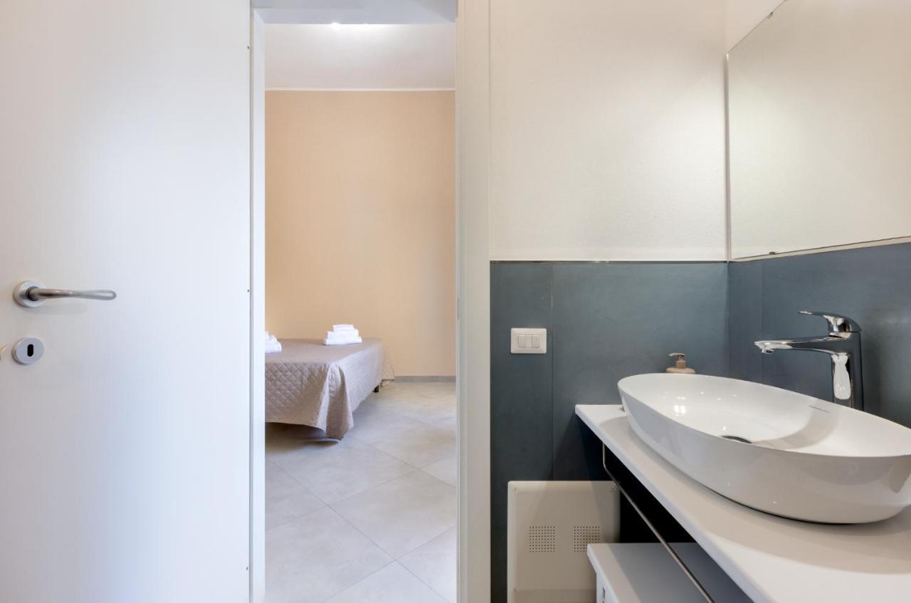 Bonnystudios Holiday Apartments 칼리아리 외부 사진