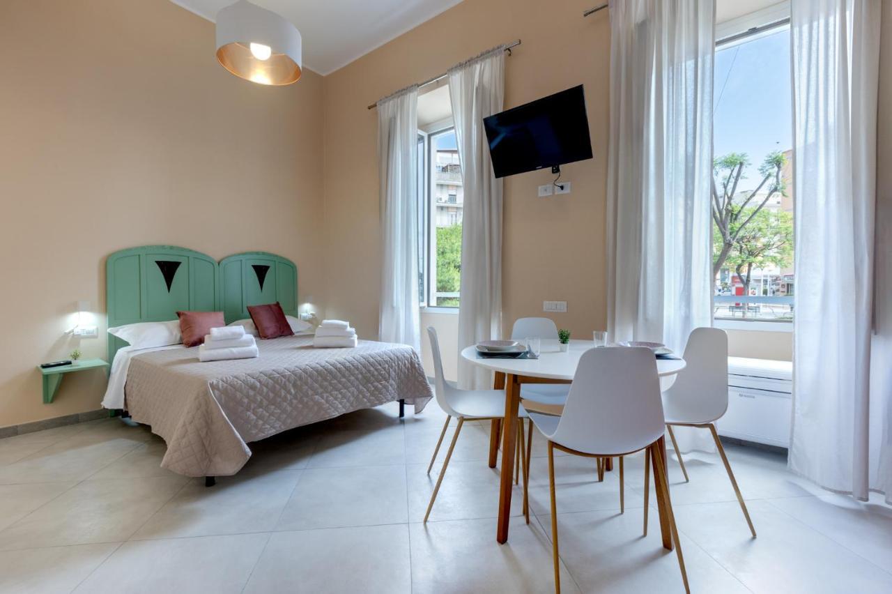 Bonnystudios Holiday Apartments 칼리아리 외부 사진