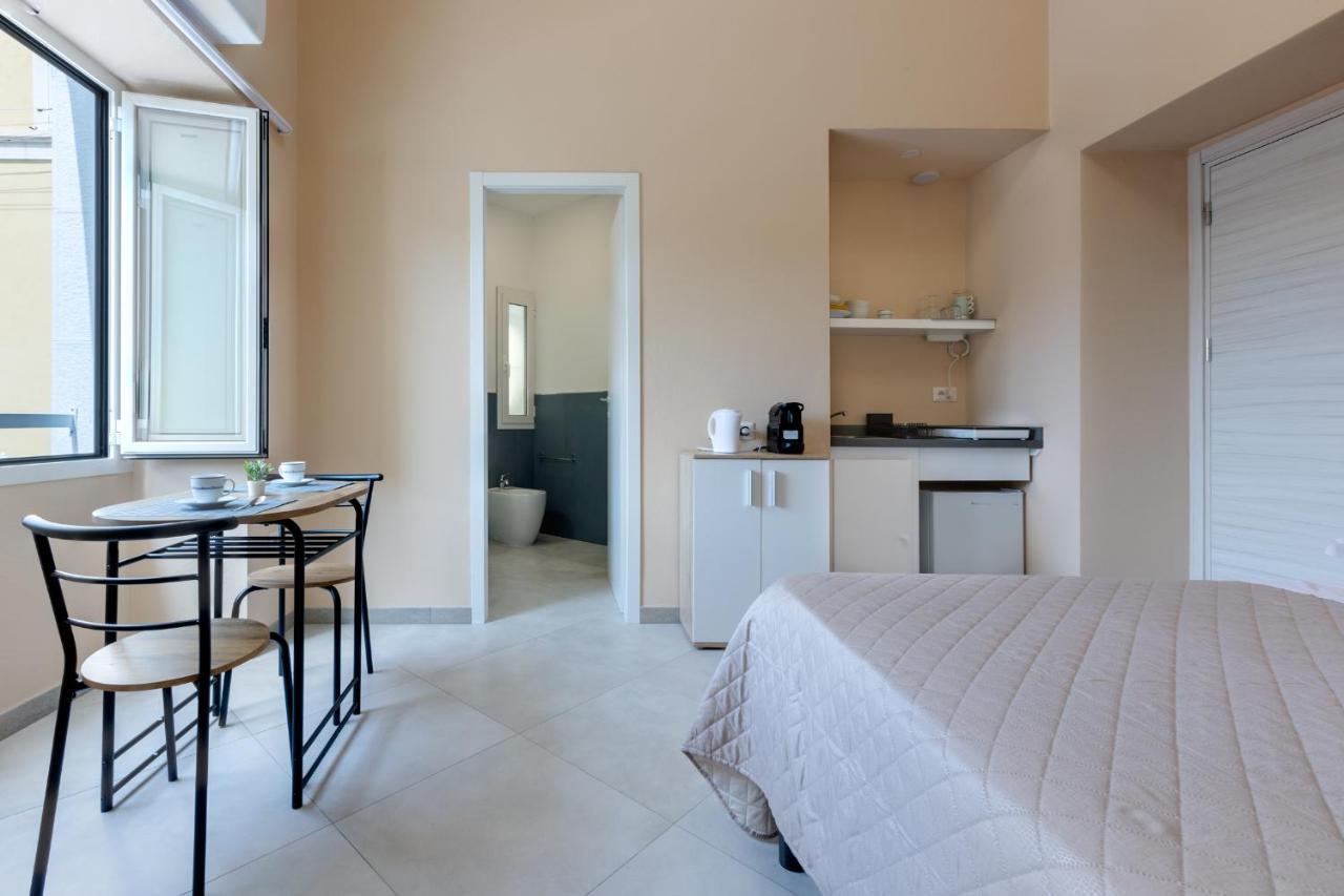 Bonnystudios Holiday Apartments 칼리아리 외부 사진