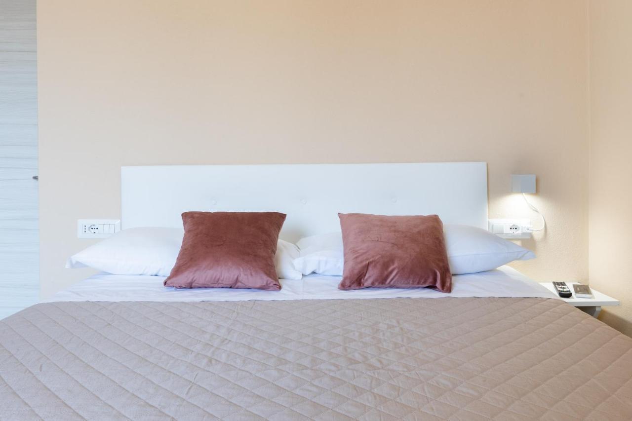 Bonnystudios Holiday Apartments 칼리아리 외부 사진