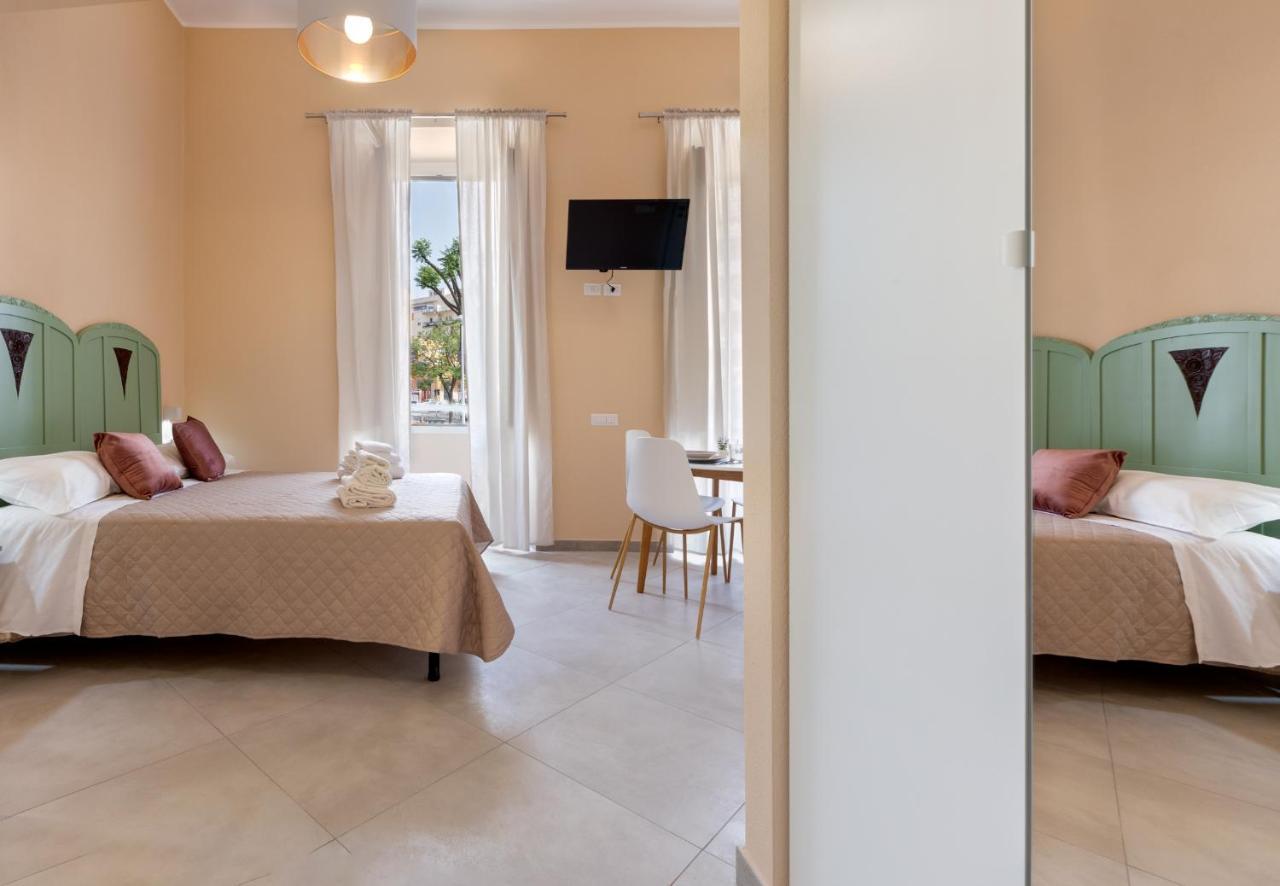 Bonnystudios Holiday Apartments 칼리아리 외부 사진