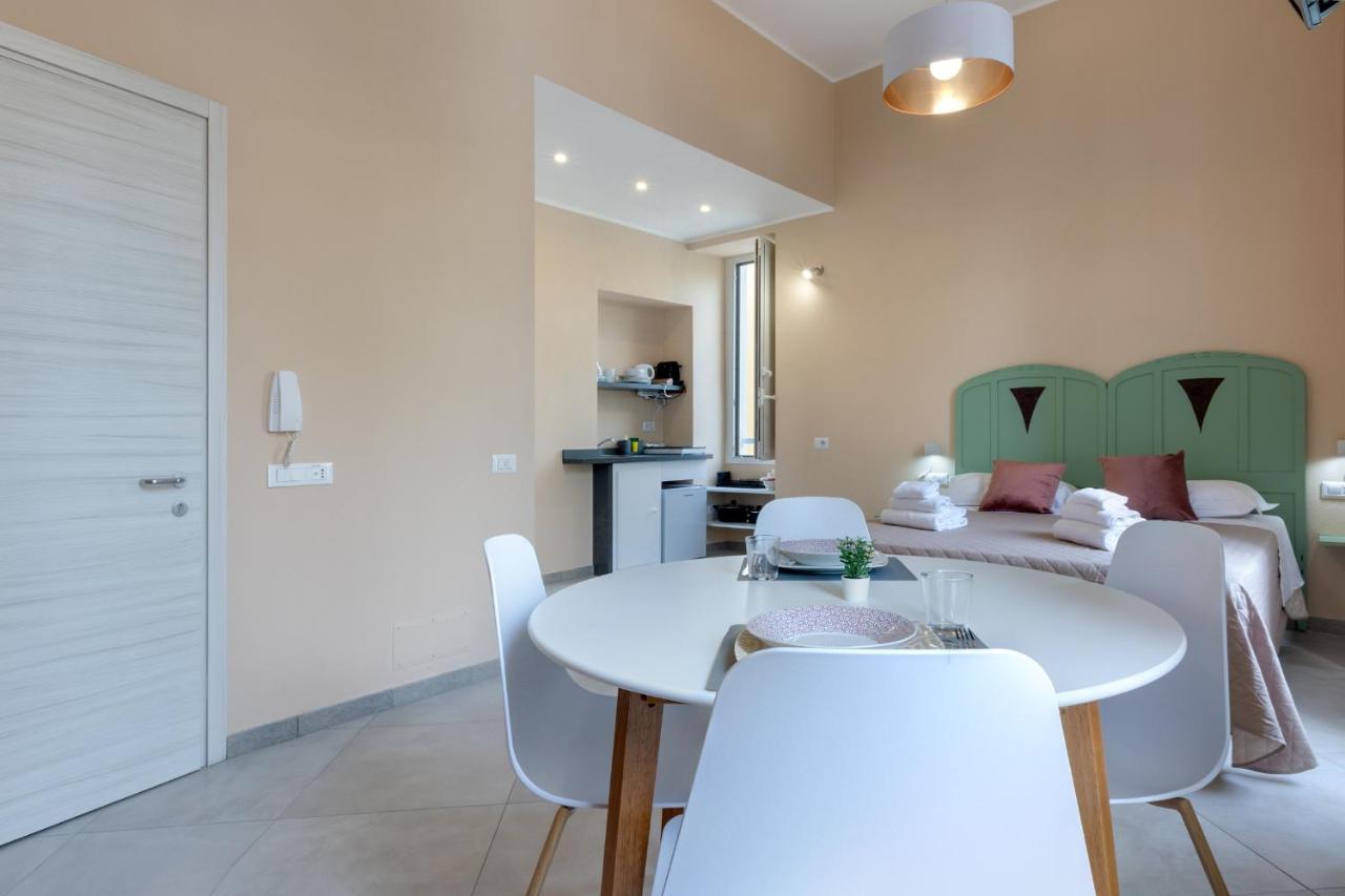 Bonnystudios Holiday Apartments 칼리아리 외부 사진